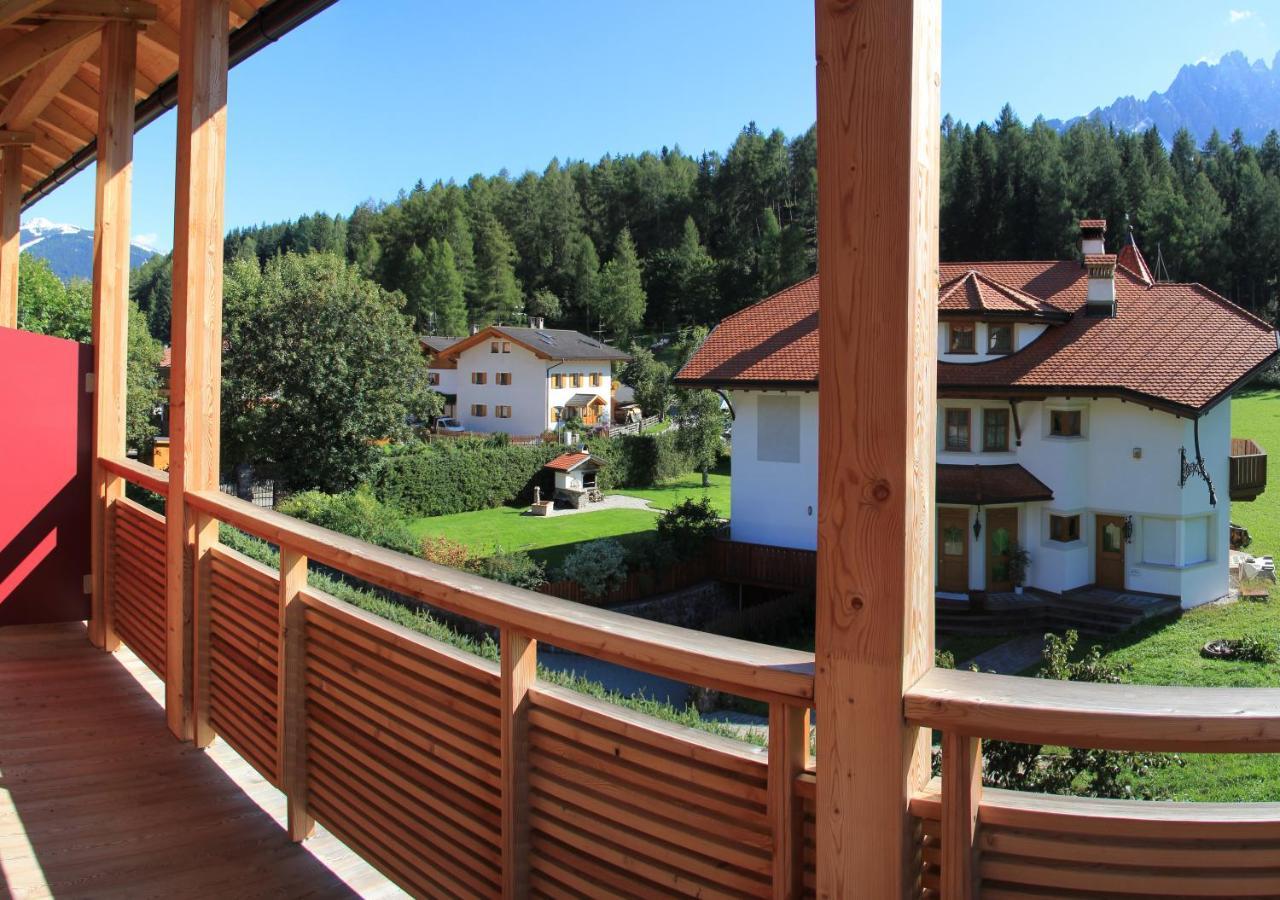 Garni - Hotel Am Burghuegel San Candido Dış mekan fotoğraf