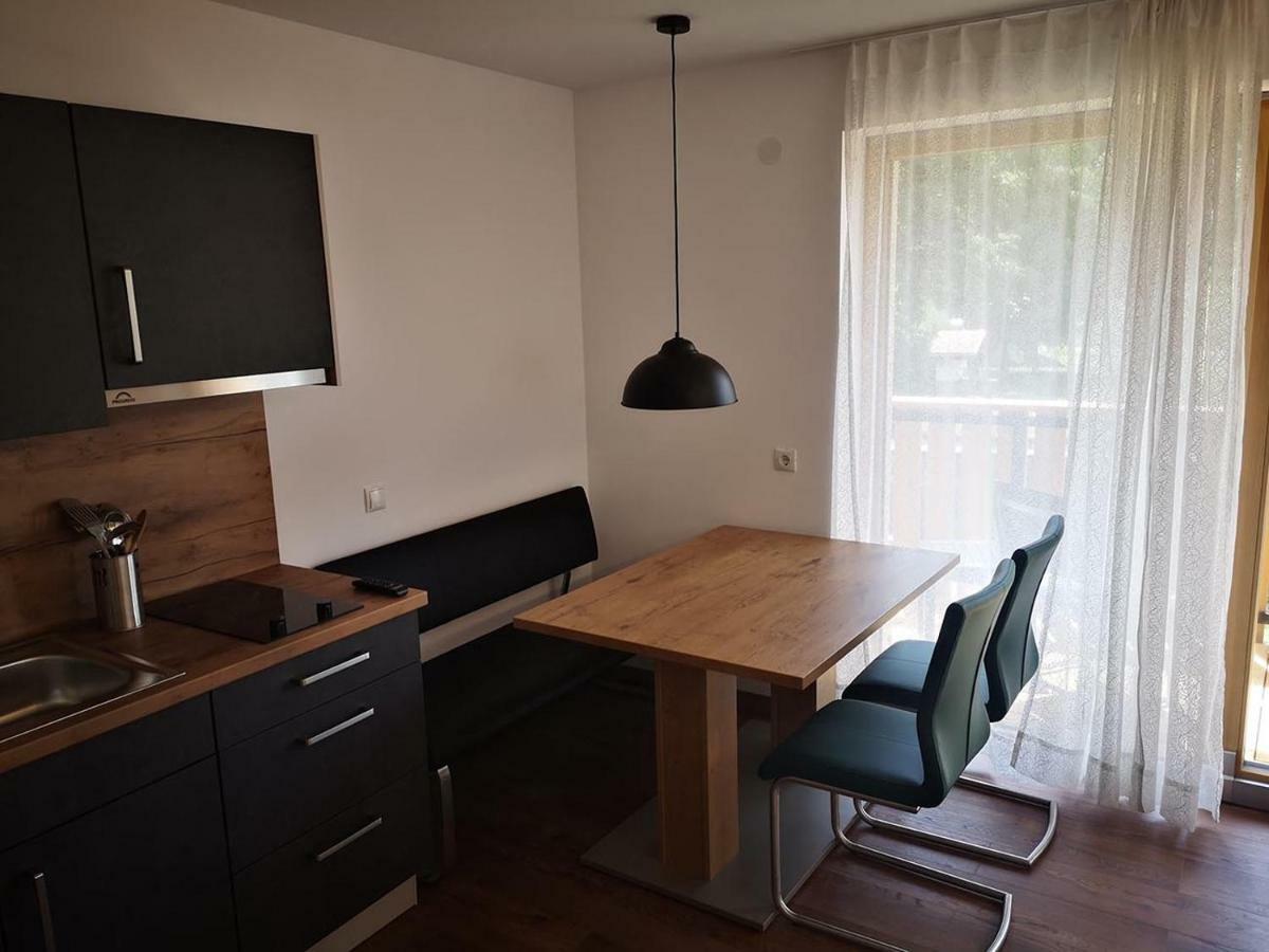 Garni - Hotel Am Burghuegel San Candido Dış mekan fotoğraf